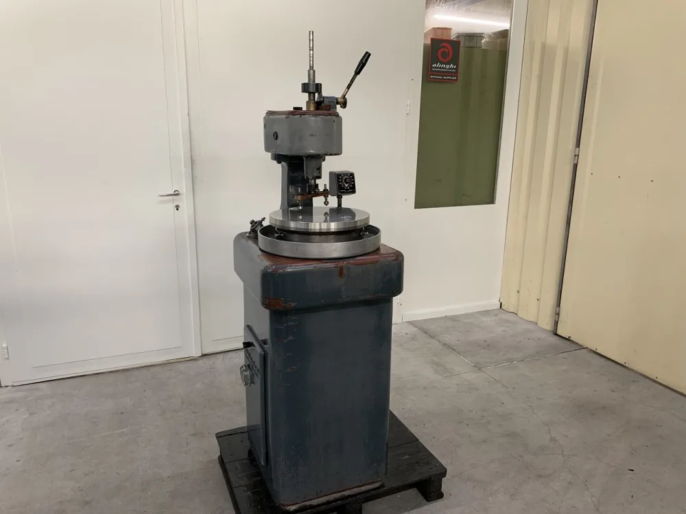 MACHINE A POLIR “LUTHY”