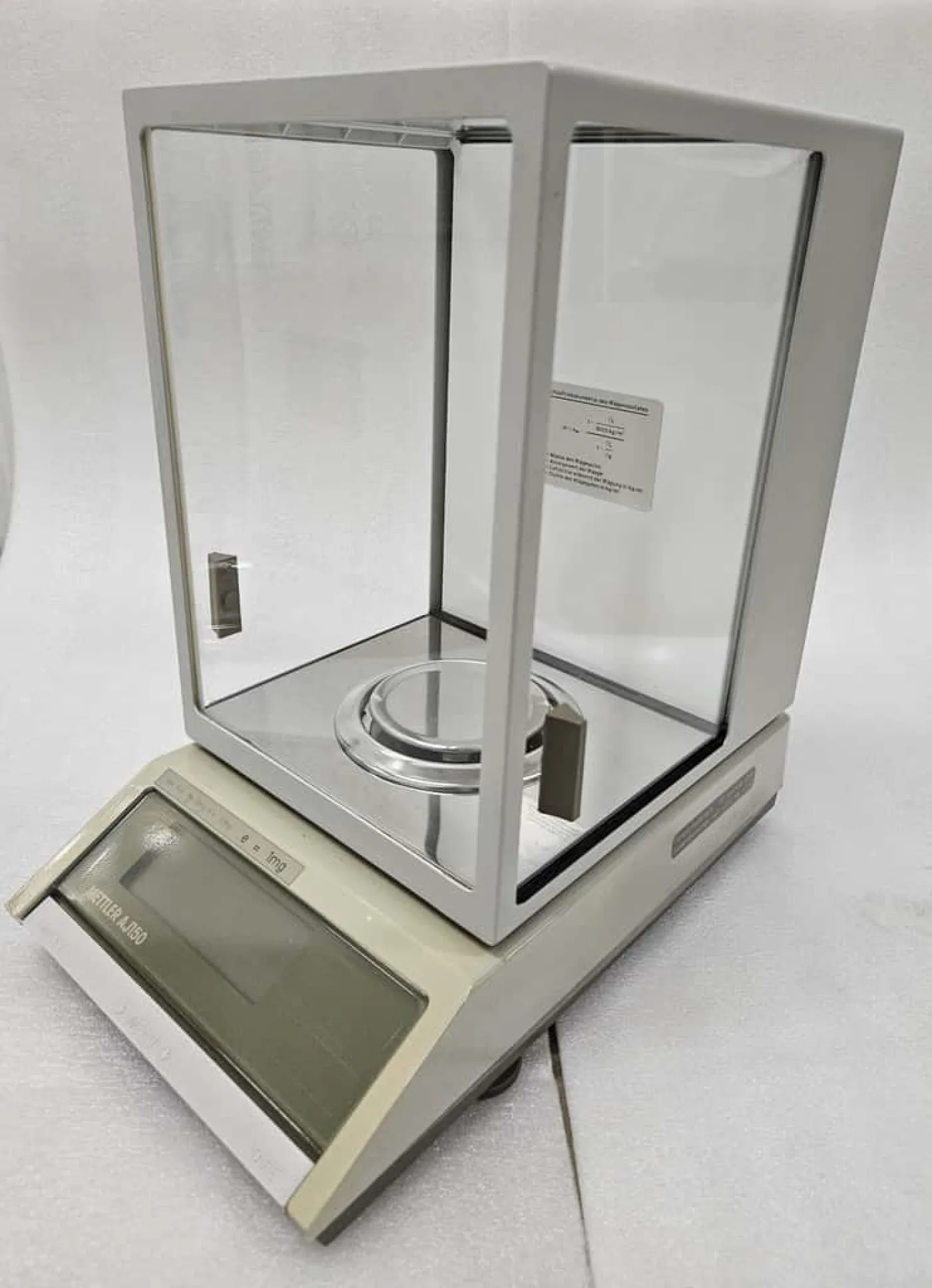 Mettler AJ 150L Analytische balans - 1