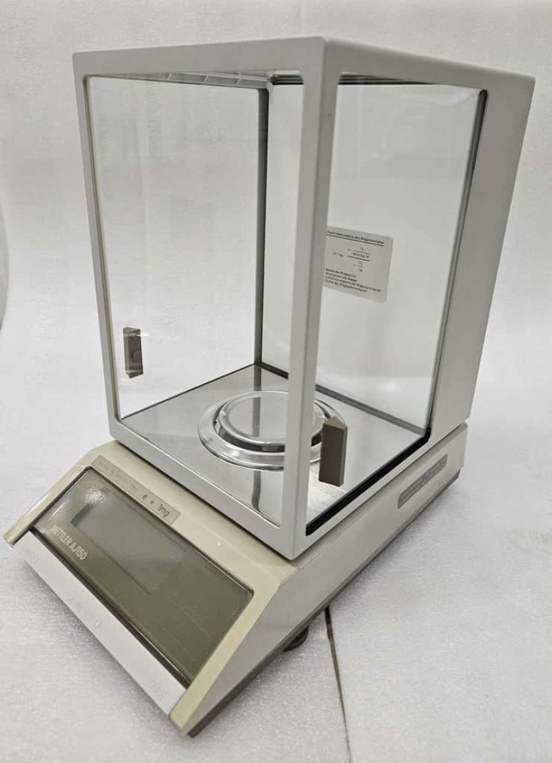 Mettler AJ 150L Analytische balans