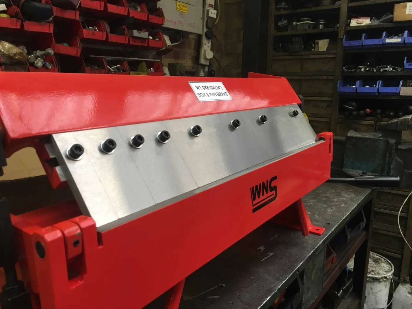 WNS Box & Pan Folder 600mm x 1.0mm - WNS - W. Neal Services Ltd - 2