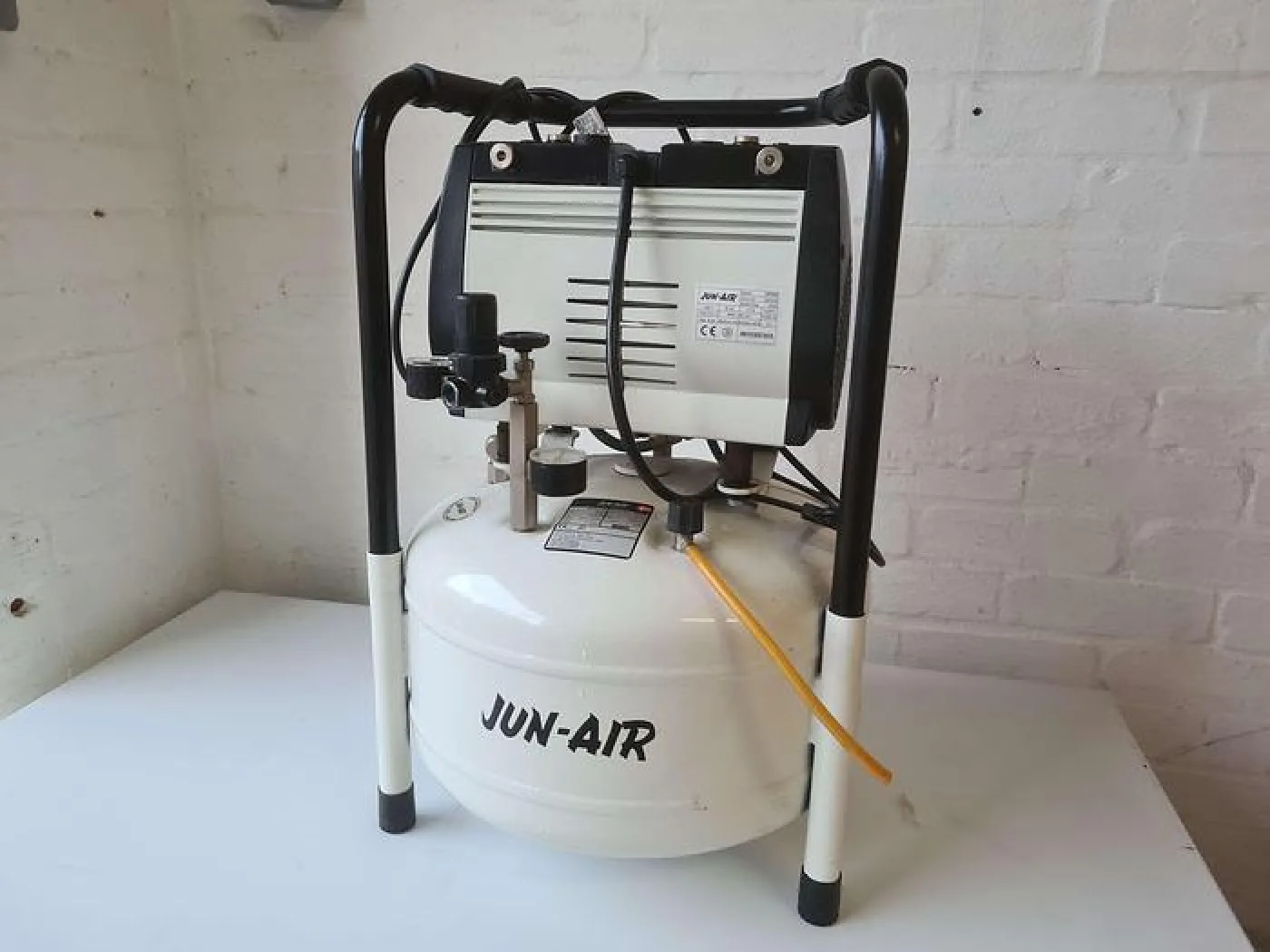 Jun-Air OF302-25B Quiet Running Air Compressor - 1