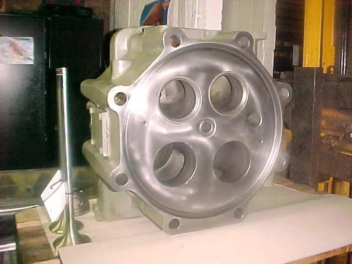 CYLINDER HEADS DEUTZ SBVM540 RECONDITIONED - 2