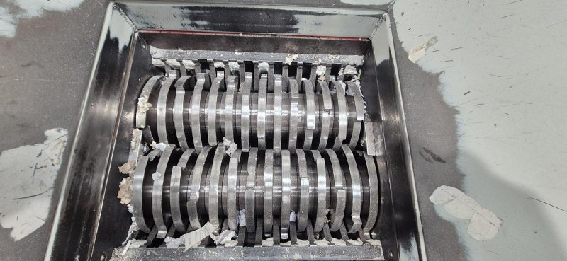 2010 Evashred EV 45E Twin-shaft Slow-speed Shredder