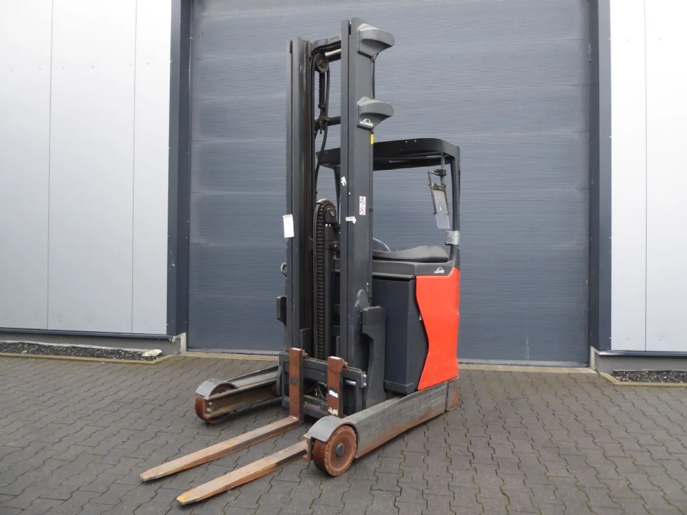 Linde R14B-01 - 1