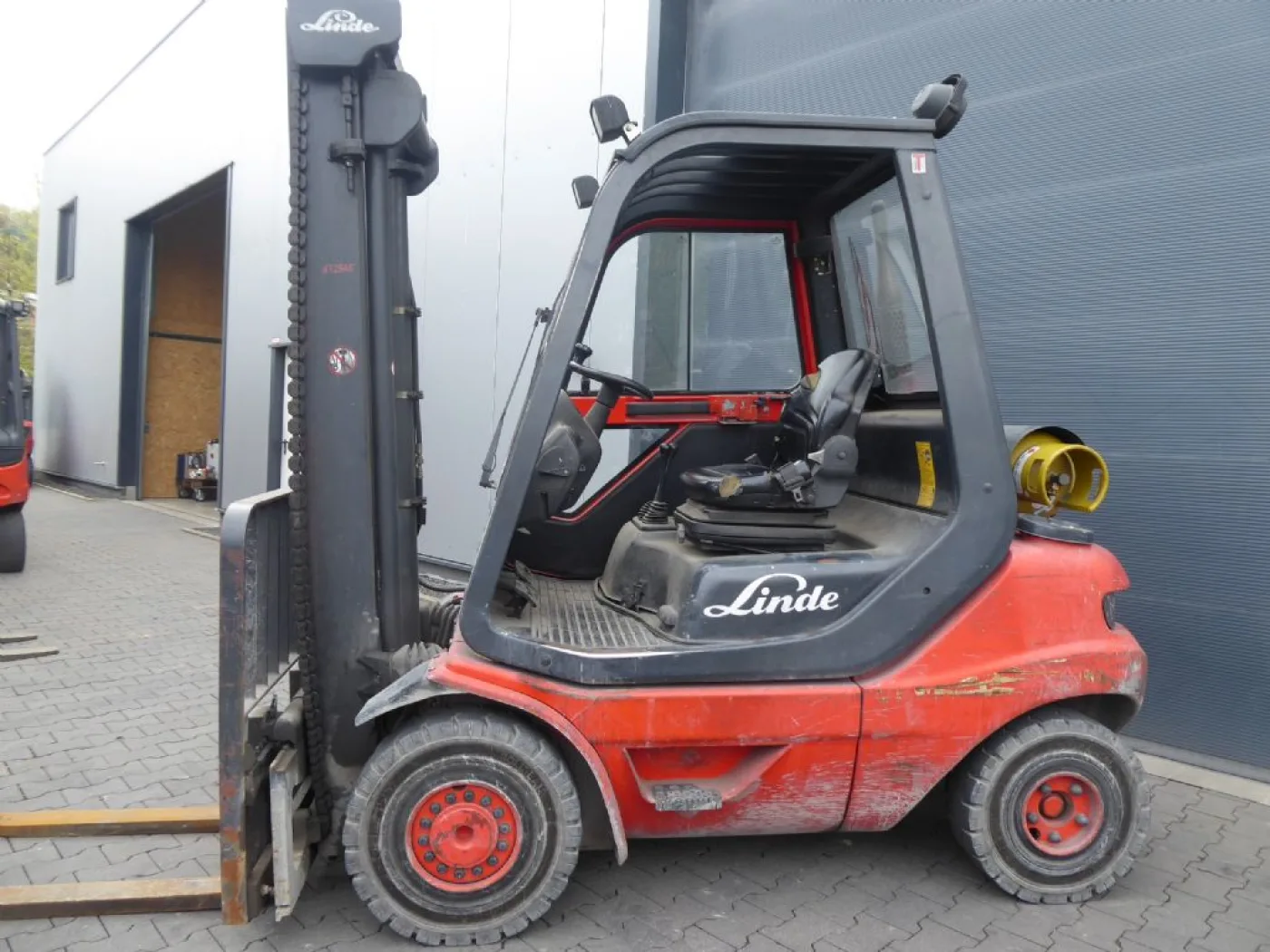 Linde H25T-03 - 5