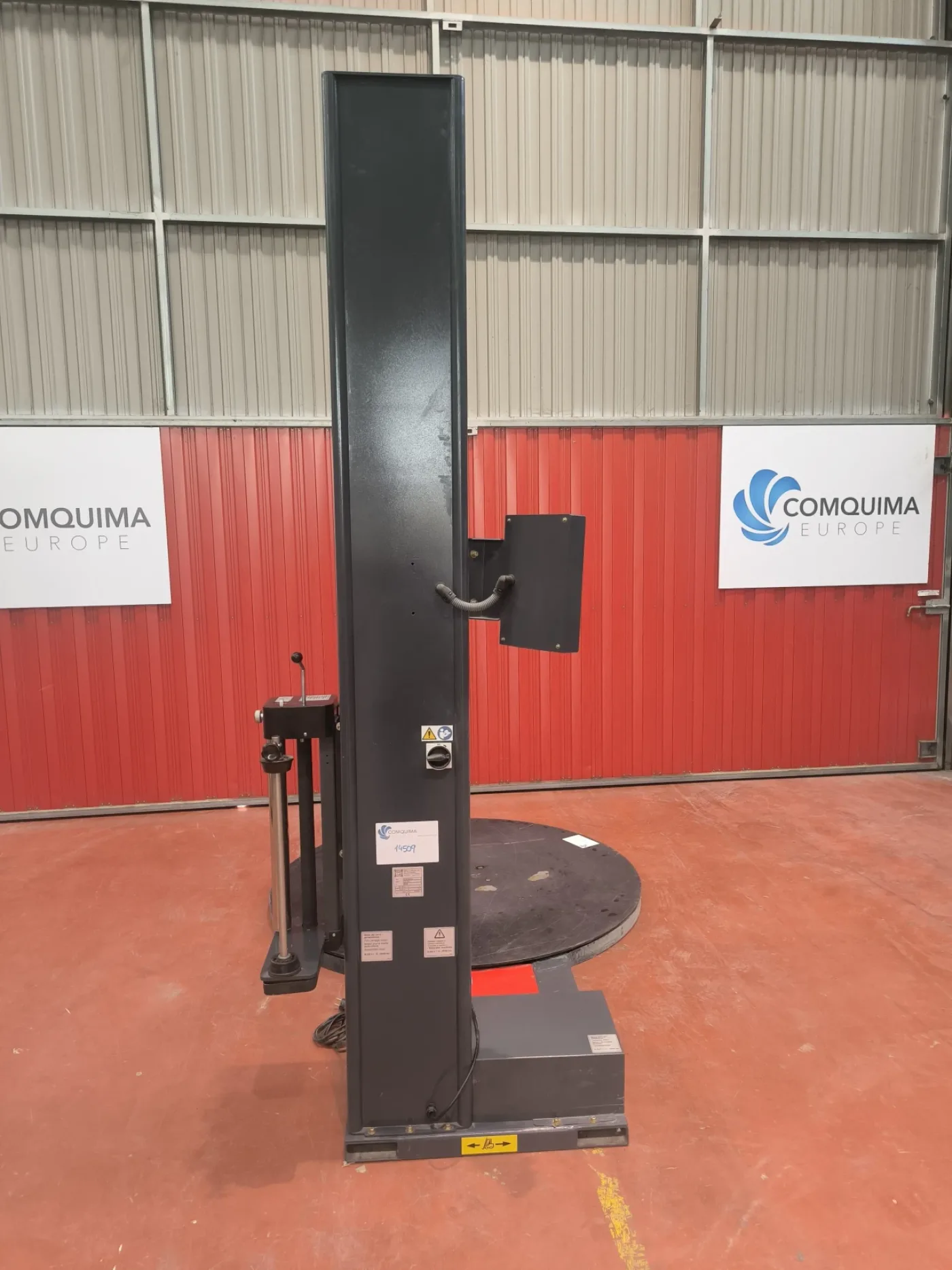 USED SEMI-AUTOMATIC PALLET WRAPPER - 1