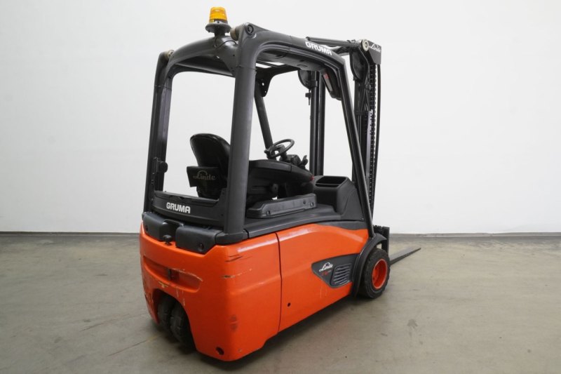 Frontstapler Linde E 18 EVO 386-02 (2015)
