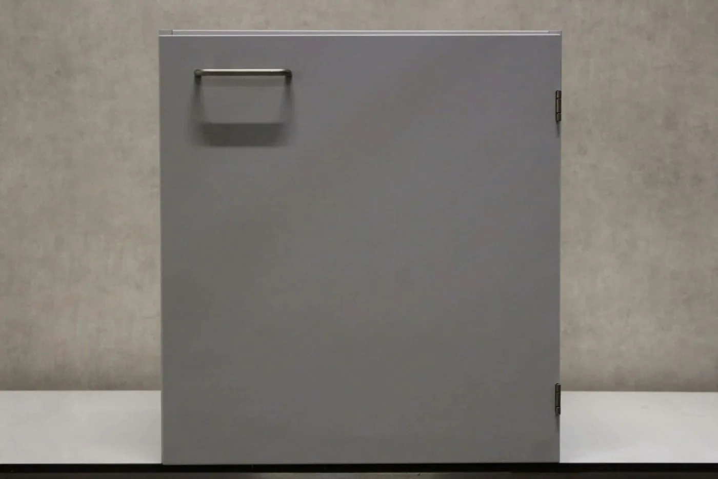 Vinitex Rechts Draaiende Deur Kast - 1