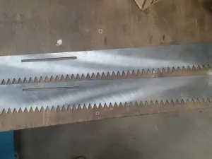 Reciprocating saw blade