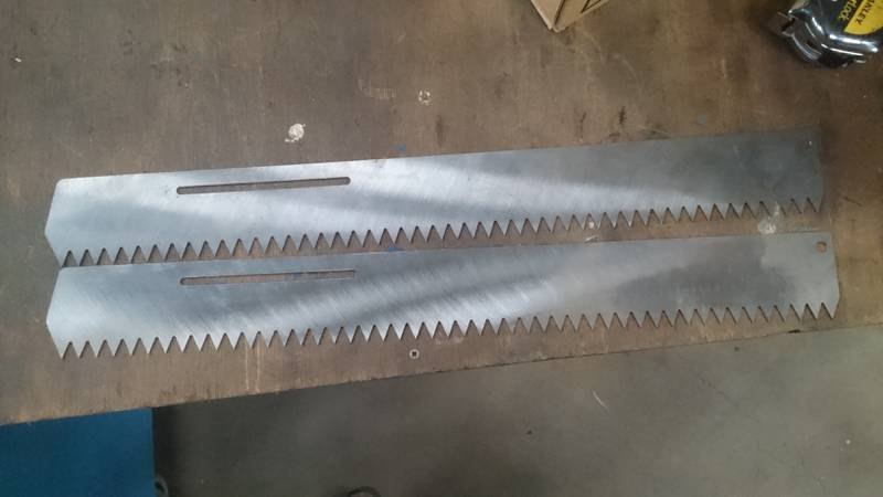Reciprocating saw blade