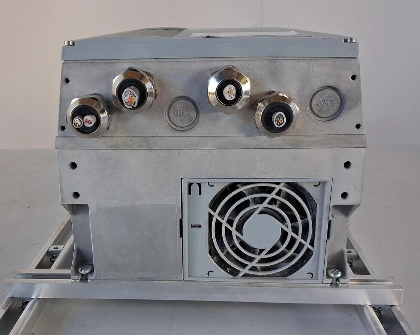 Danfoss VLT® HVAC Drive, Typ FC-102P45KT4E20H2 - 8