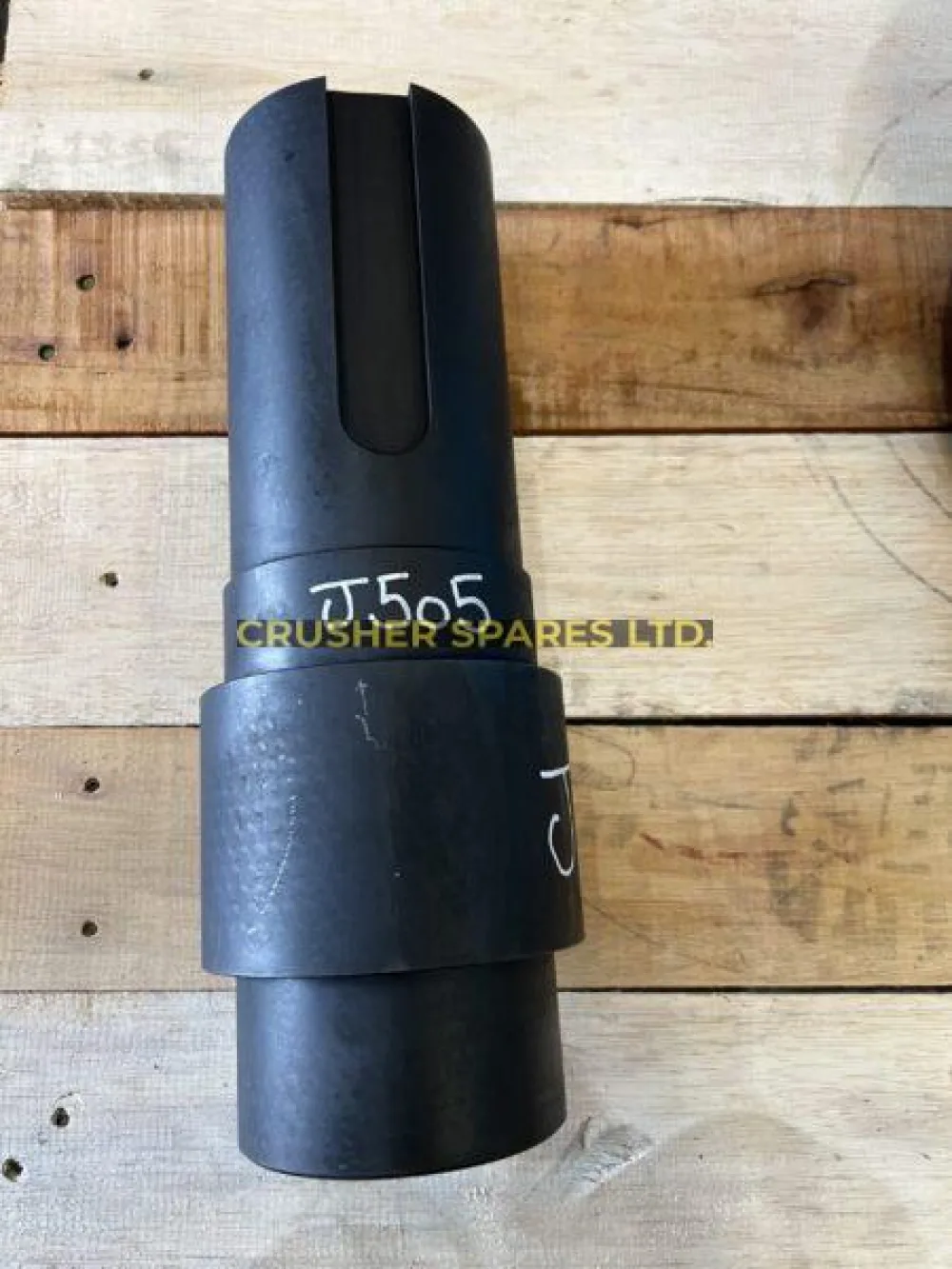 J5050000 | Pulley / Torque Arm Shaft | Extec® / Sandvik® |
