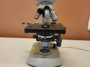 1716 - Used vintage Zeiss microscope