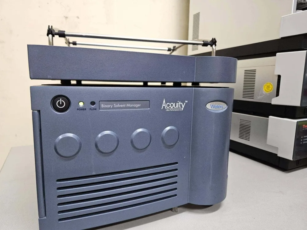 Waters Acquity Binairy Solvent Manager en Solvent Tray