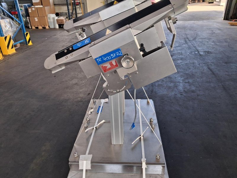 INOVA STS 1000 Zuführ- und Vereinzelungssystem