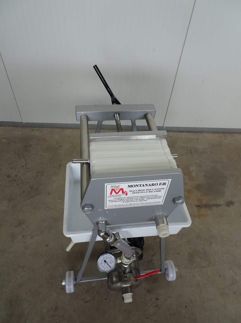 FILTER PLATES 20×20 2 HOLES NEW MACHINE
