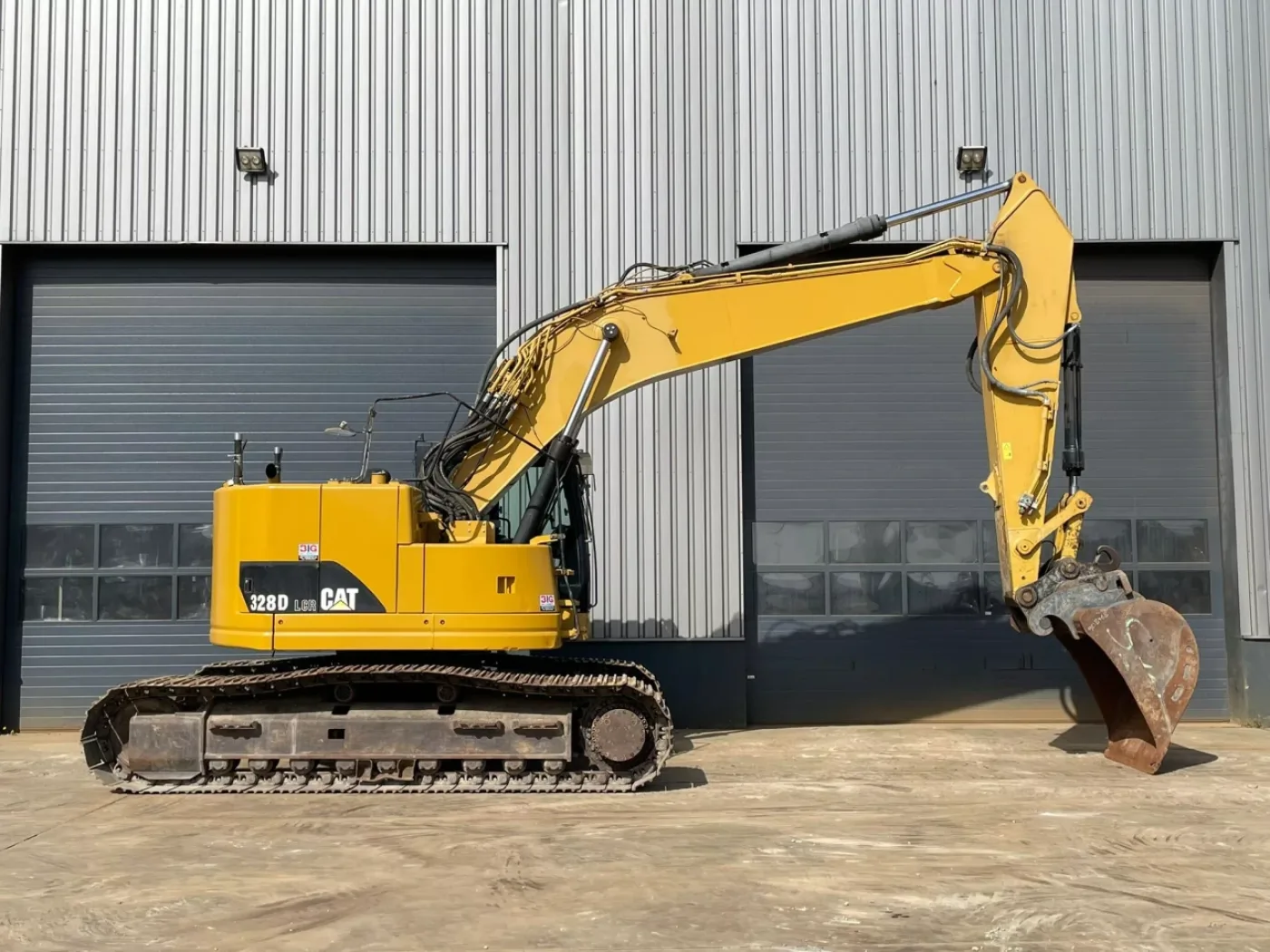 Caterpillar 328D - 6