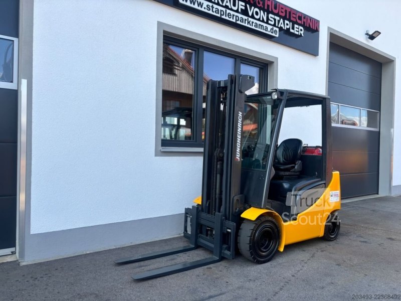 Jungheinrich TFG320S