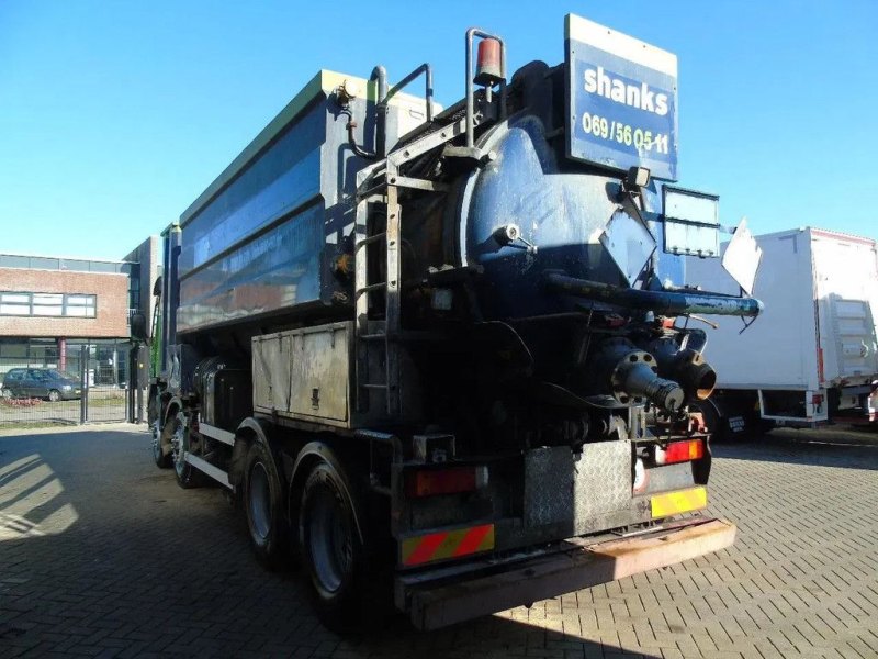 Volvo FM 12.340 12.340 + ecota 14.700 liter + 8x4 + euro 2 + manual