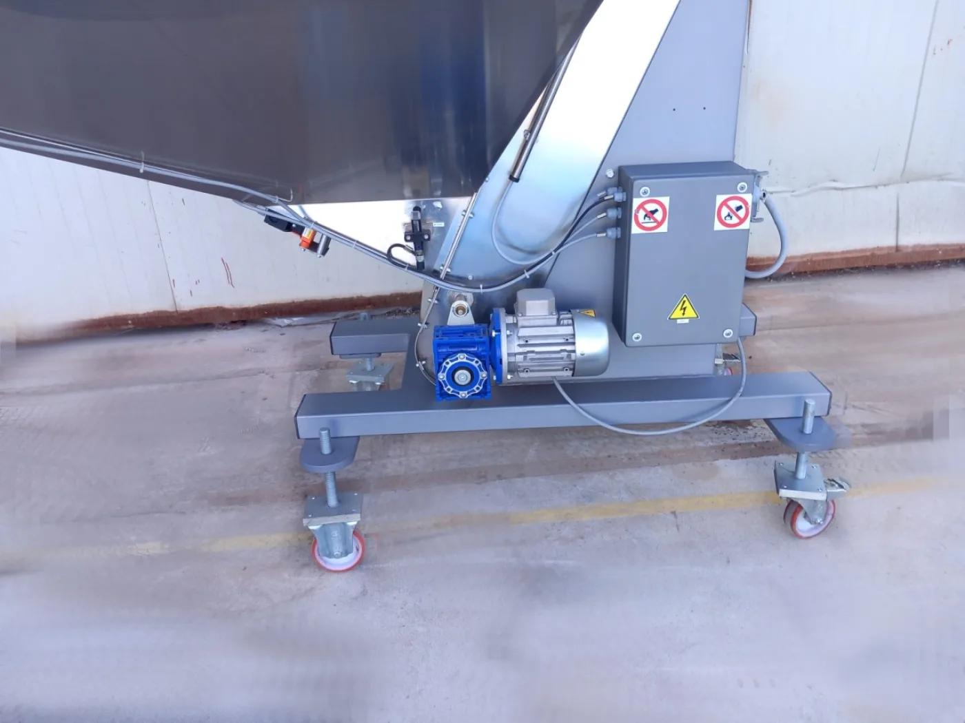 ELEVATORE A TRAMOGGIA – PESCE – MOD. EL 1750 - 7