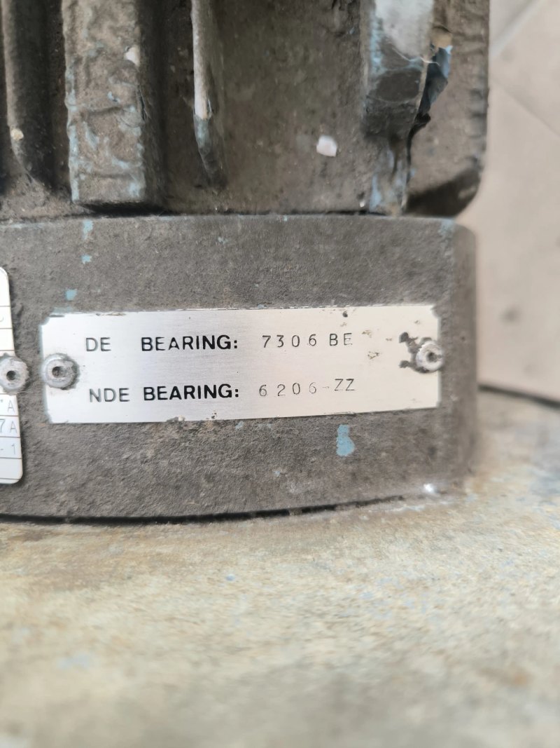 USED STAINLESS STEEL CENTRIFUGAL PUMP