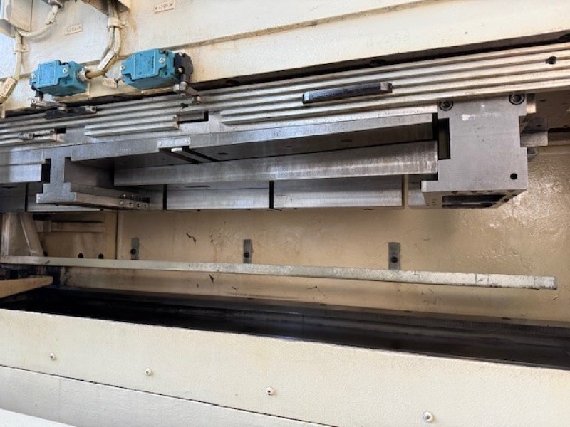 CNC Spline Rolling Machine – EX CELL O XK251