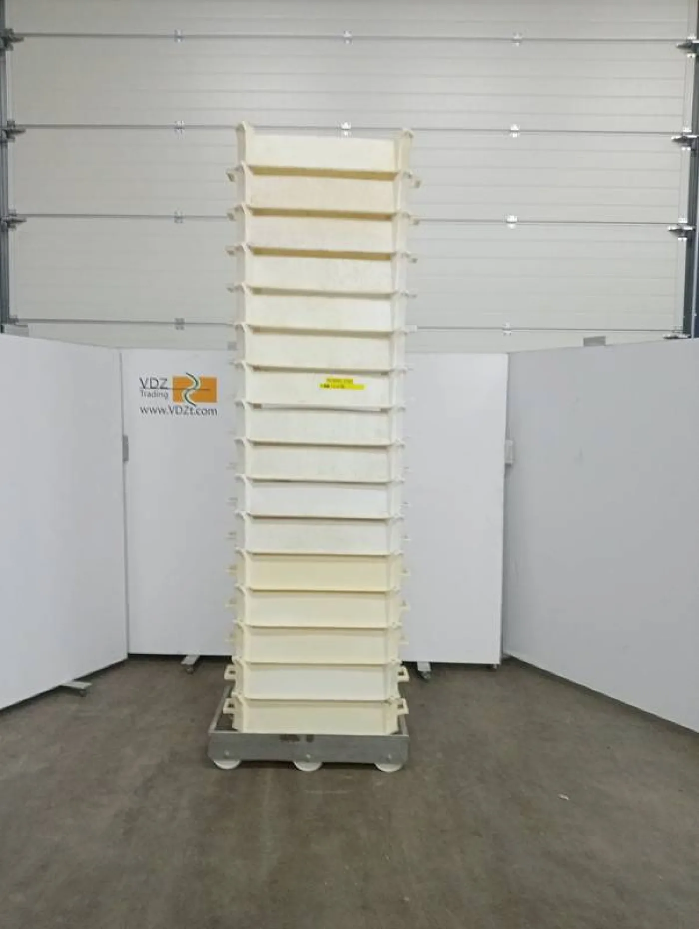 Crates - 3