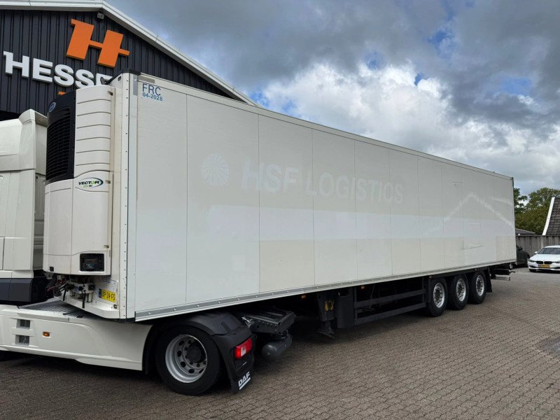 Schmitz Cargobull SKO 24 5x Meatrails Rohrbahnen Meat Carrier Vector 1950MT NL Trailer APK/TÜV 01-08-2026