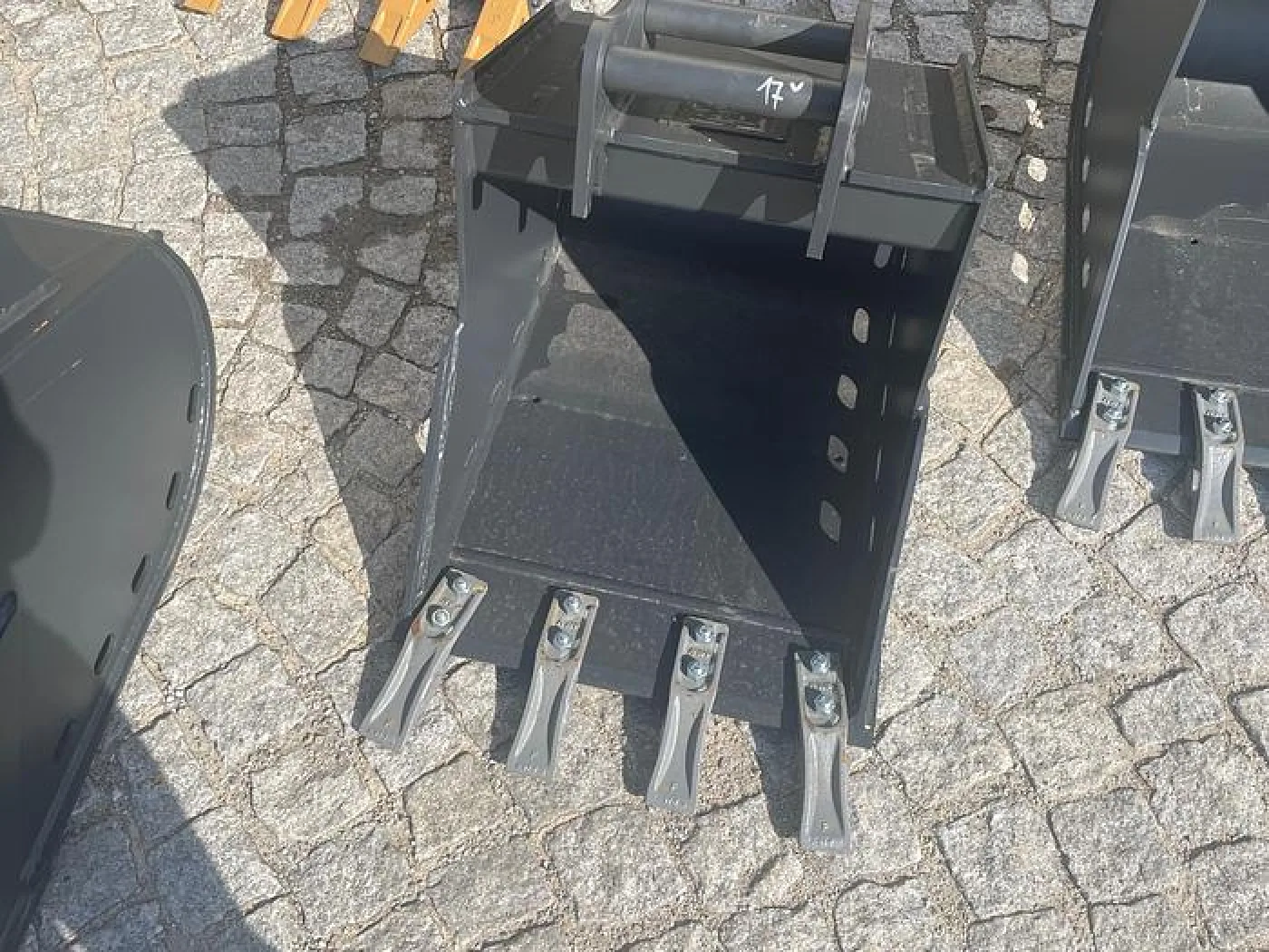 BIG Tieflöffel 50 cm mit Martin M3 Aufnahme - 2