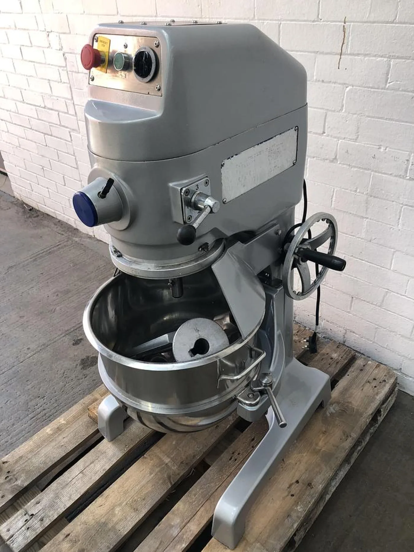 Chefquip 30ltr Planetary Mixer complete with Stainless Steel Bowl, Beater and Hook - 3