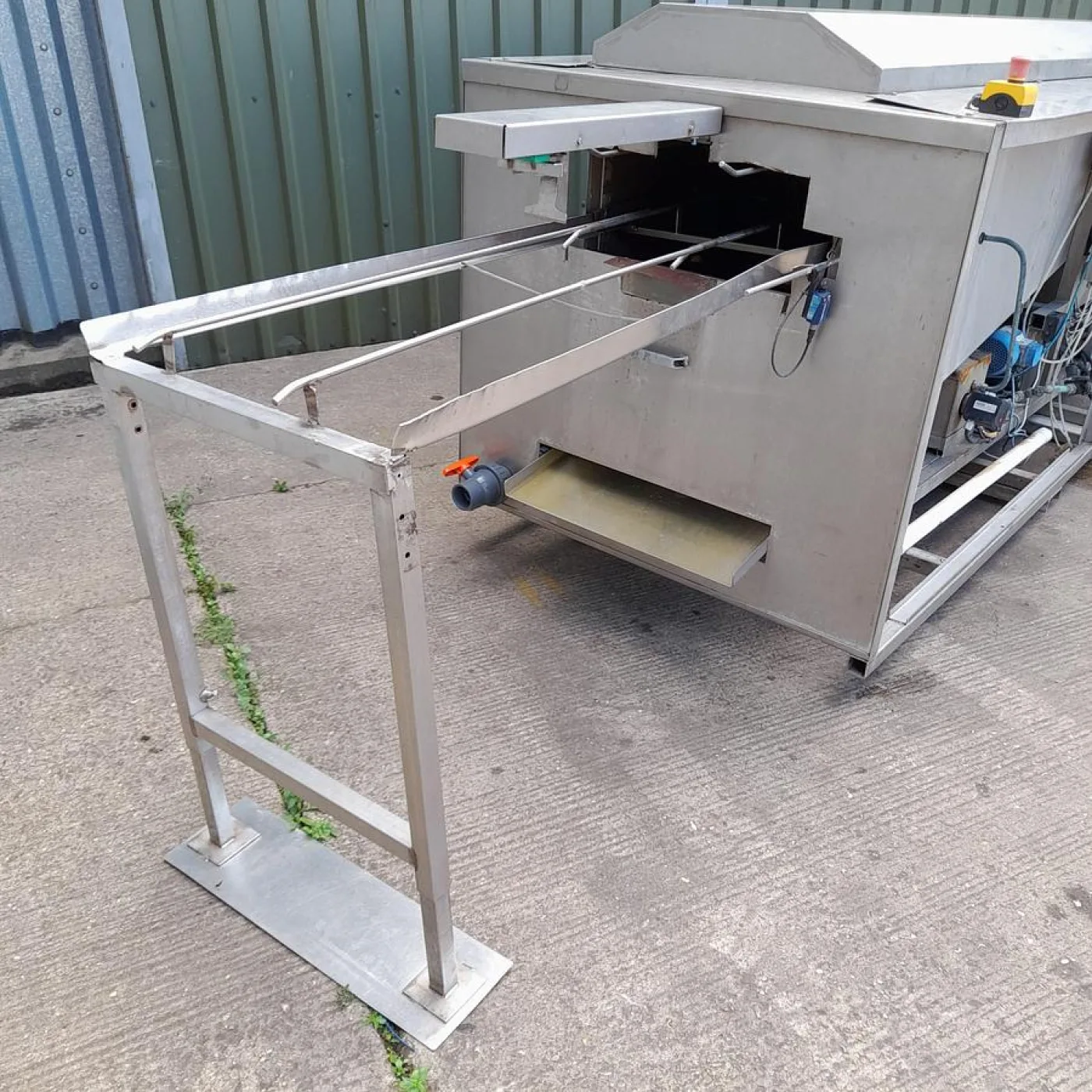 Crate Washer - 8