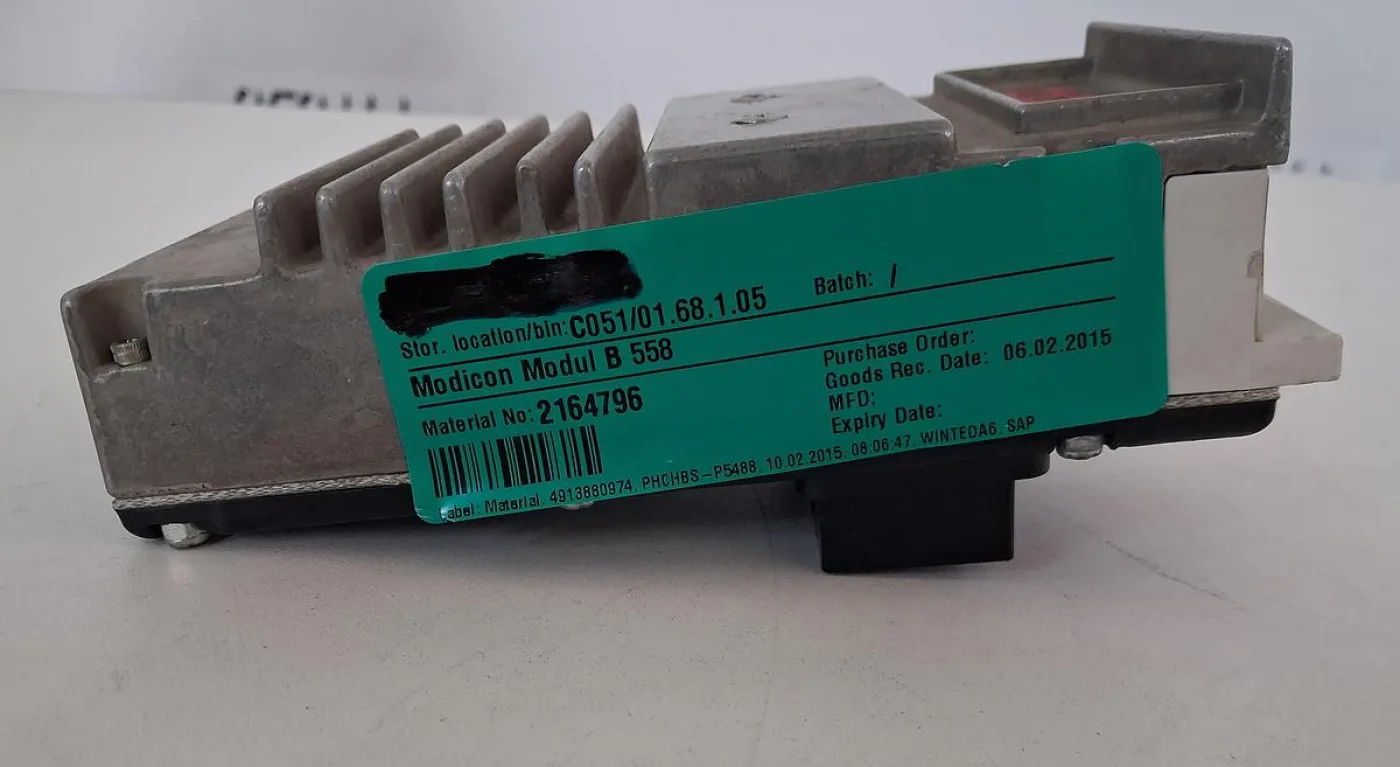 Gould Modicon B558 4-Channel Digital Output Module - 4