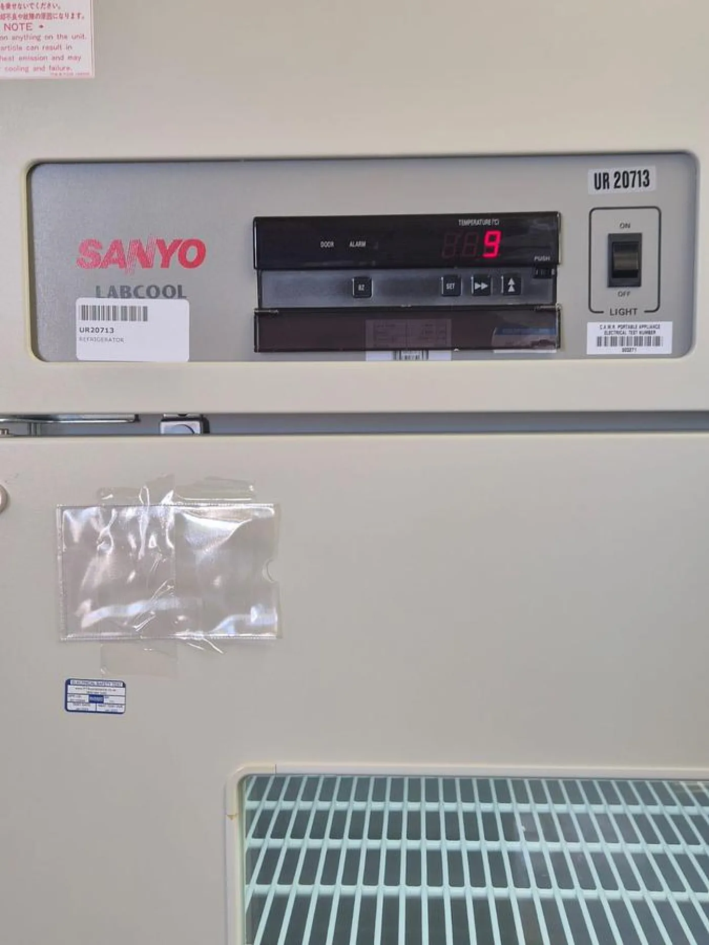 Sanyo MPR 720 Labcool Pharmaceutrical Refrigerator - 4