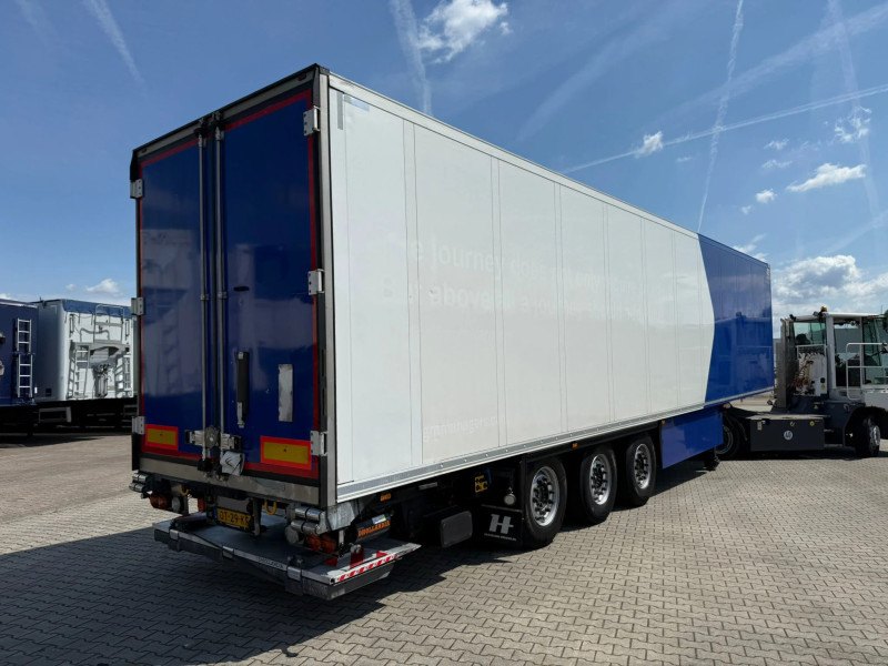 Schmitz Cargobull SKO 24 Thermo King A400 Lift Axle 2T Tailgate Pallet Box 270H 250B