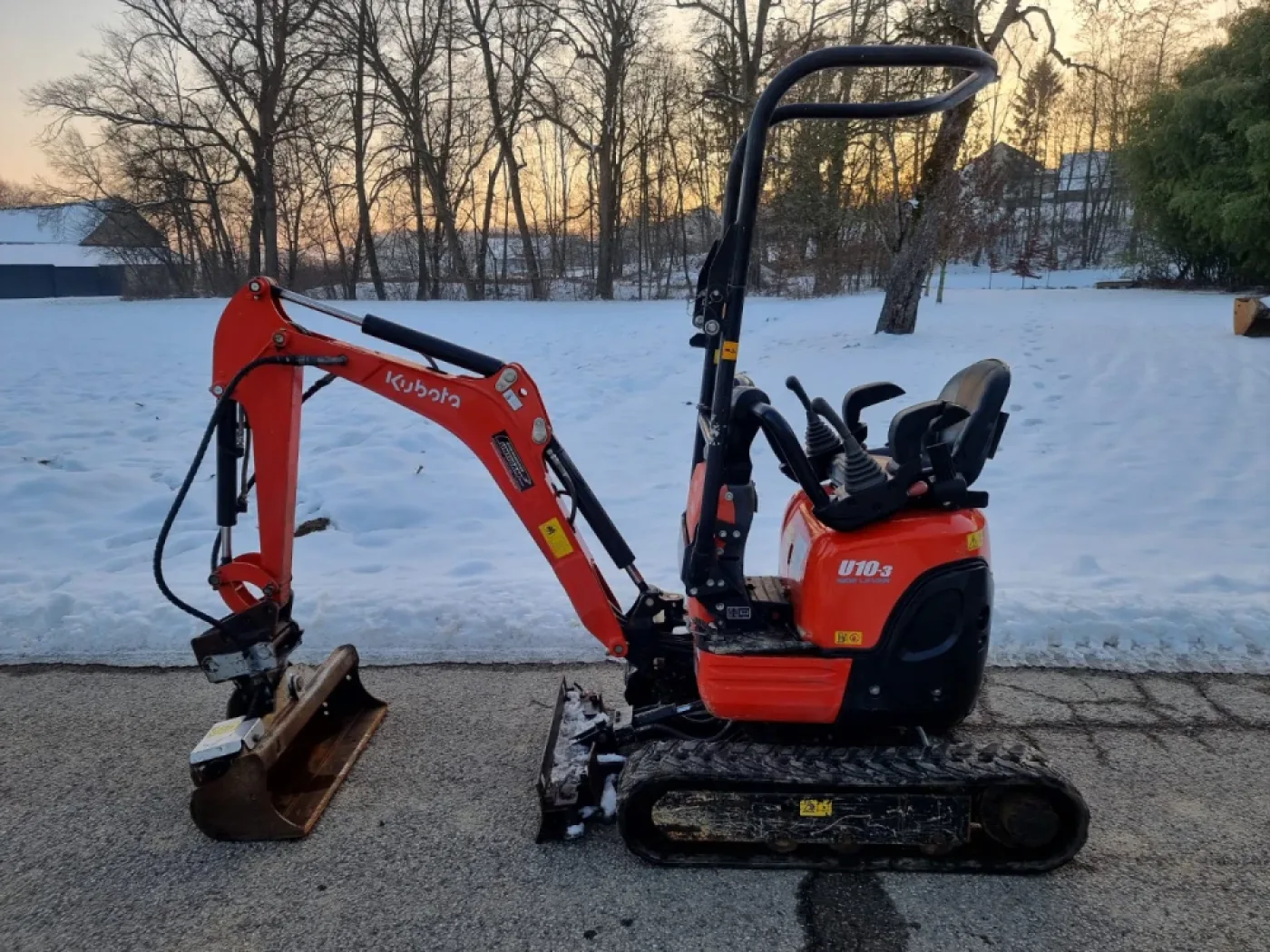 Kubota - U 10-3 - 1