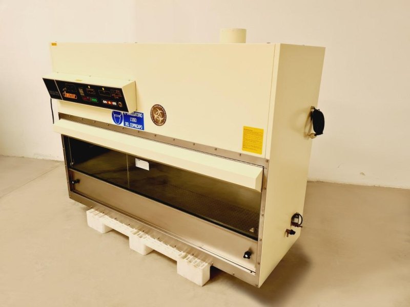 CAPPA A FLUSSO LAMINARE VERTICALE – FASTER – MOD. BHA72M