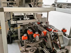 ASTUCCIATRICE AUTOMATICA ORIZZONTALE – IMA – MOD. K150C