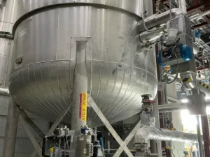 2019 FIB Reactor feed buffer vessel