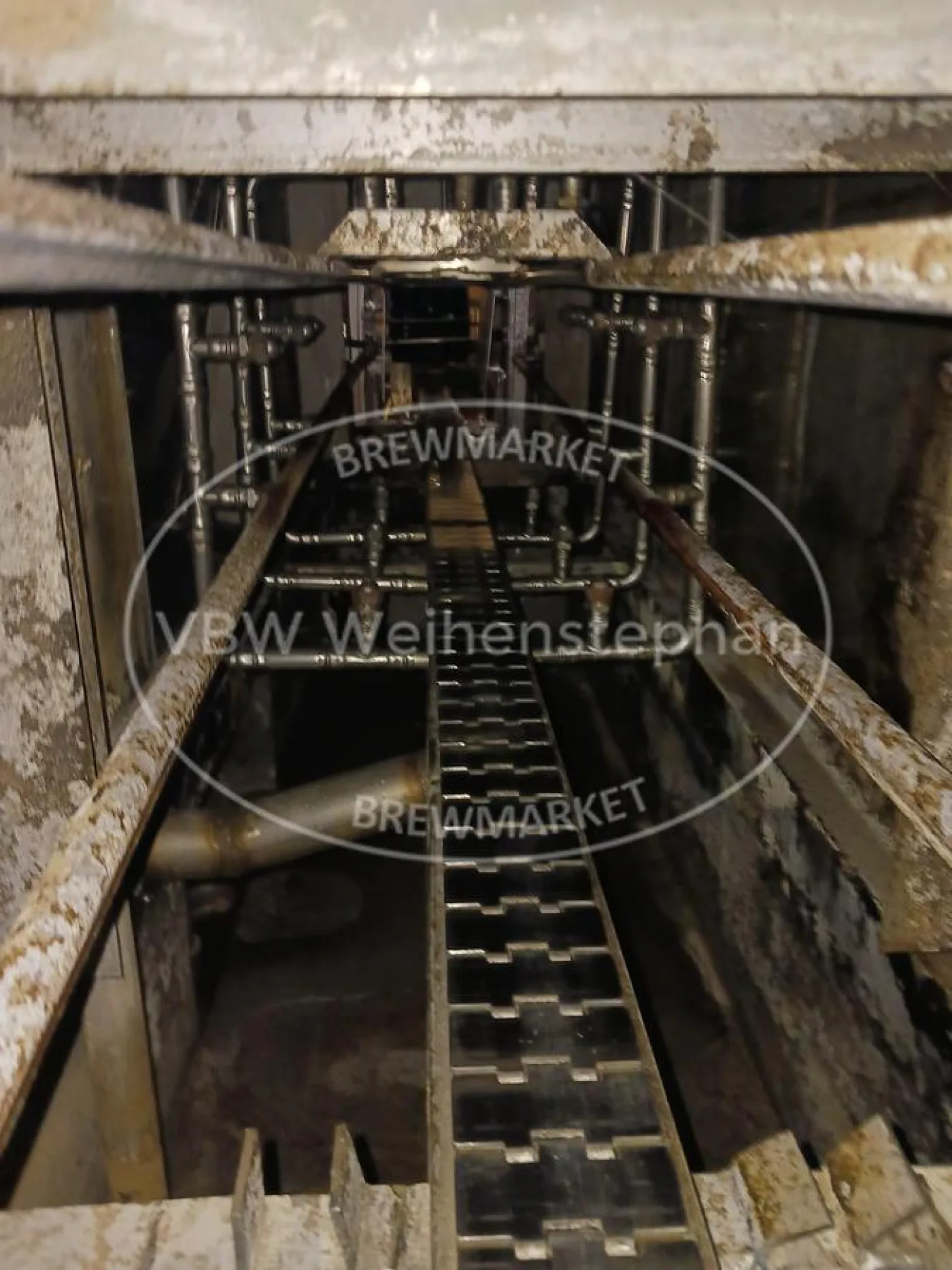 Crate washer - 2