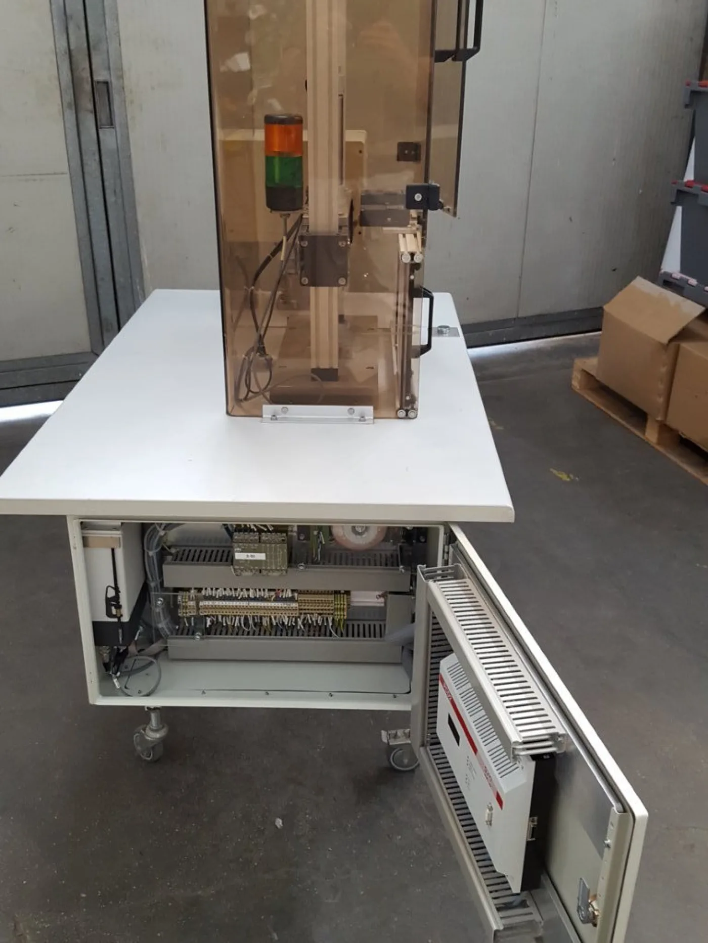 MACCHINA PER CONTROLLO ROTTURA FLACONI – WILCO W6F/T - 5