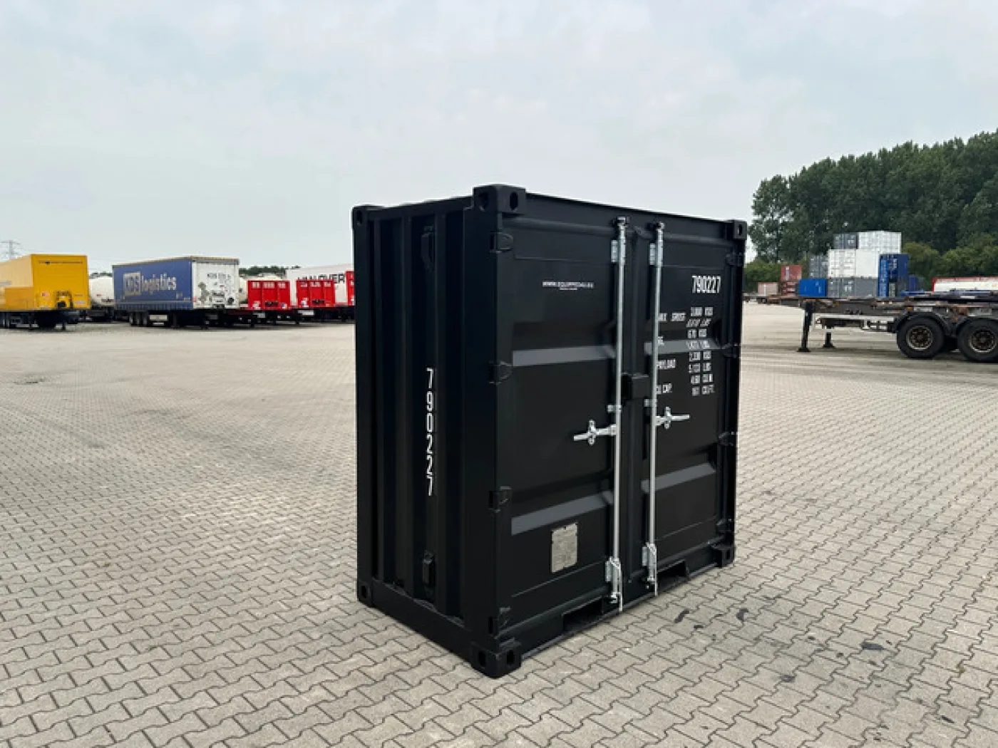 NEW 4FT DV container / RAL 9005 (black) / 3x available - 8