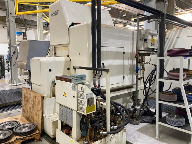 Gear grinding machine – Reishauer RZ820 + AM10