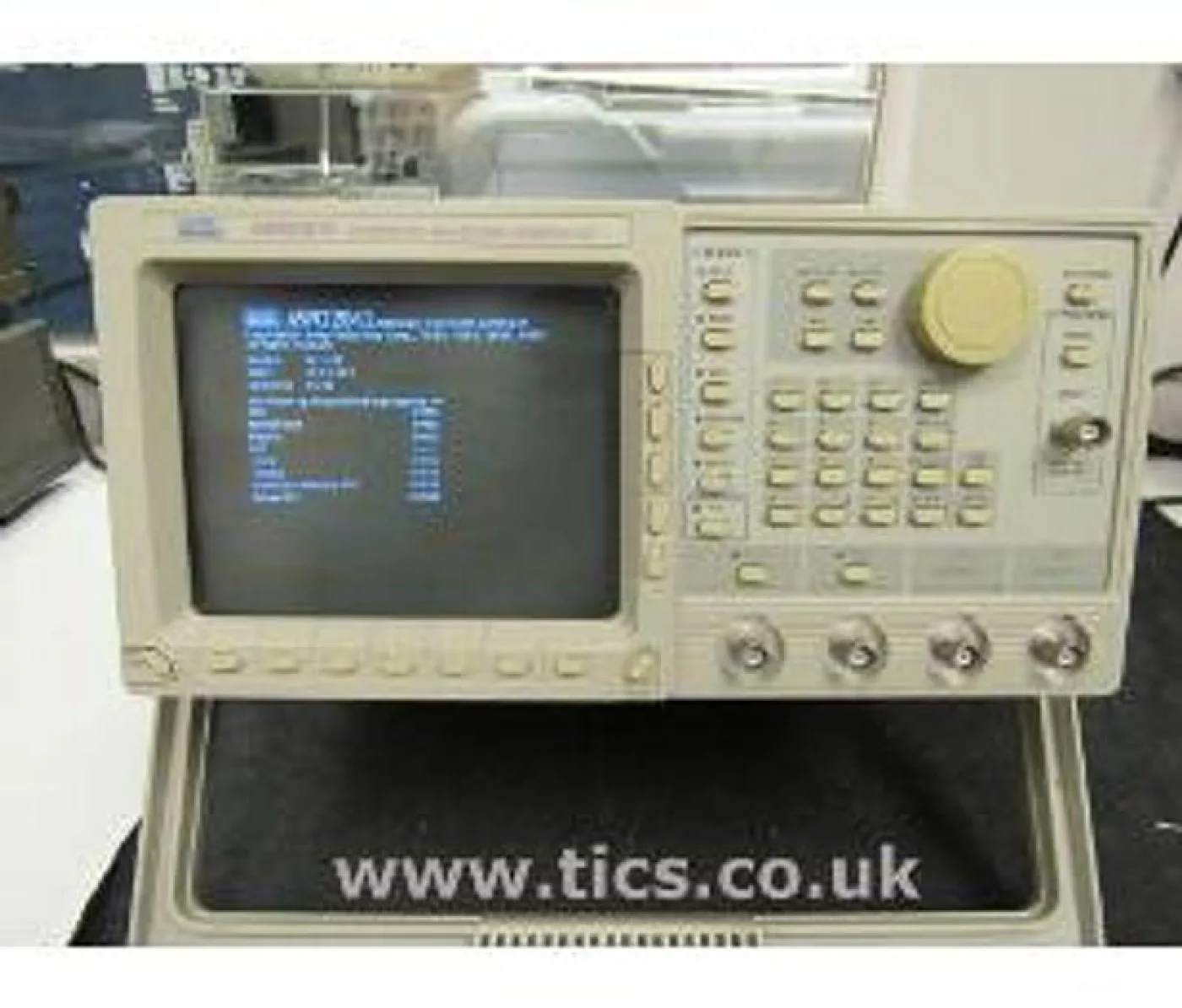 Tektronix AWG2041 - 1