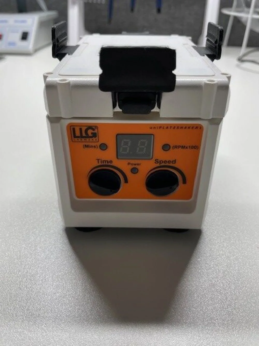 LLG-uniplateshaker 1 Microplate Shaker