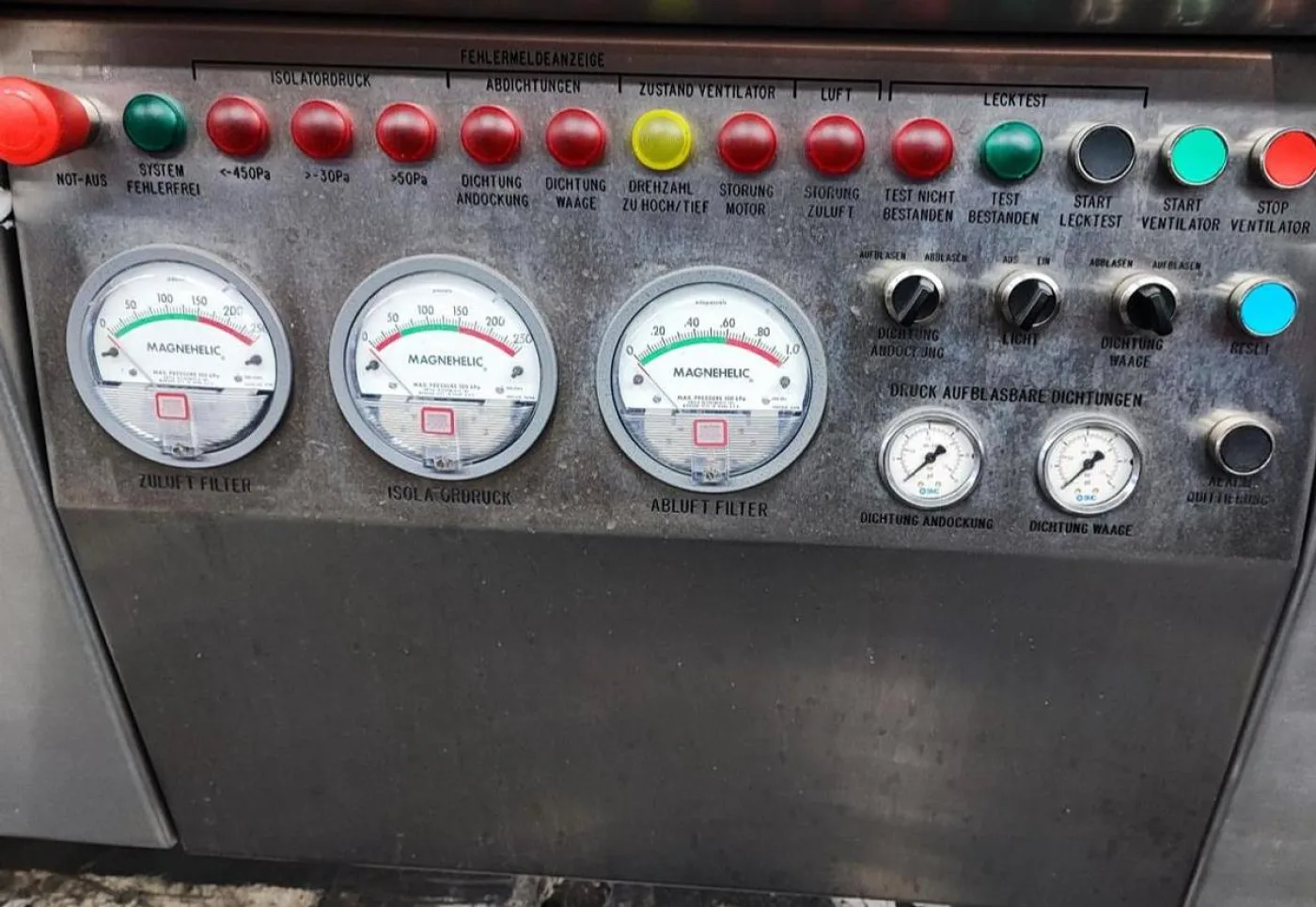 Hosokawa Mikron Stott-Hight Containment Isolator CP-01 - 5