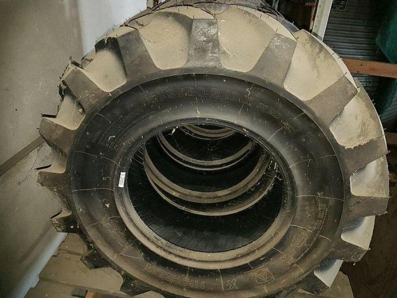 Michelin Reifen 2 Stück NEU