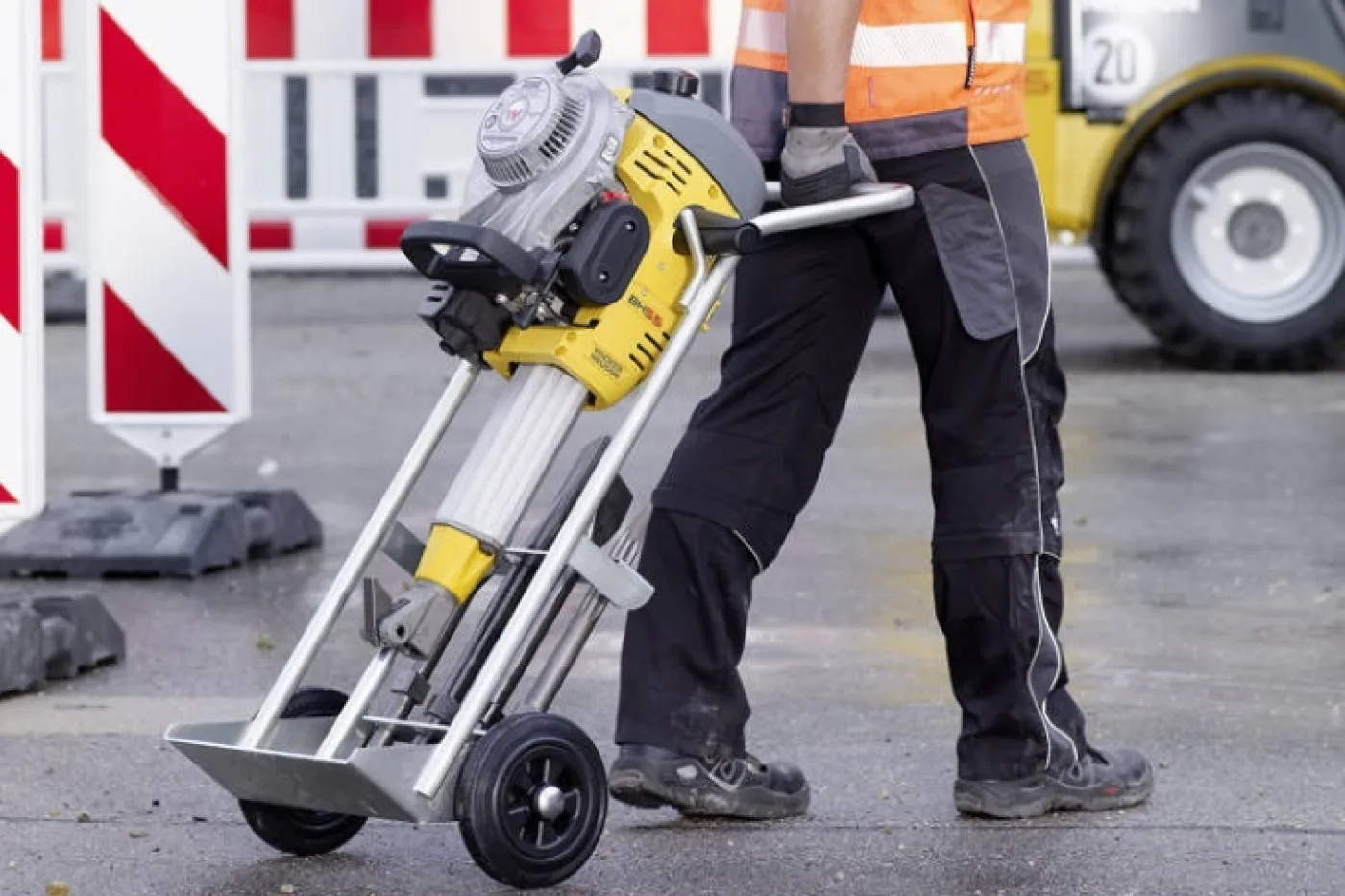 Wacker BH55 Motor Hammer - 2