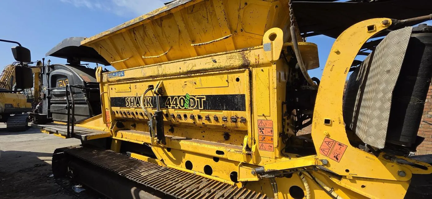 2015 TANA Shark 440DT Eco Slow-Speed Shredder - 5