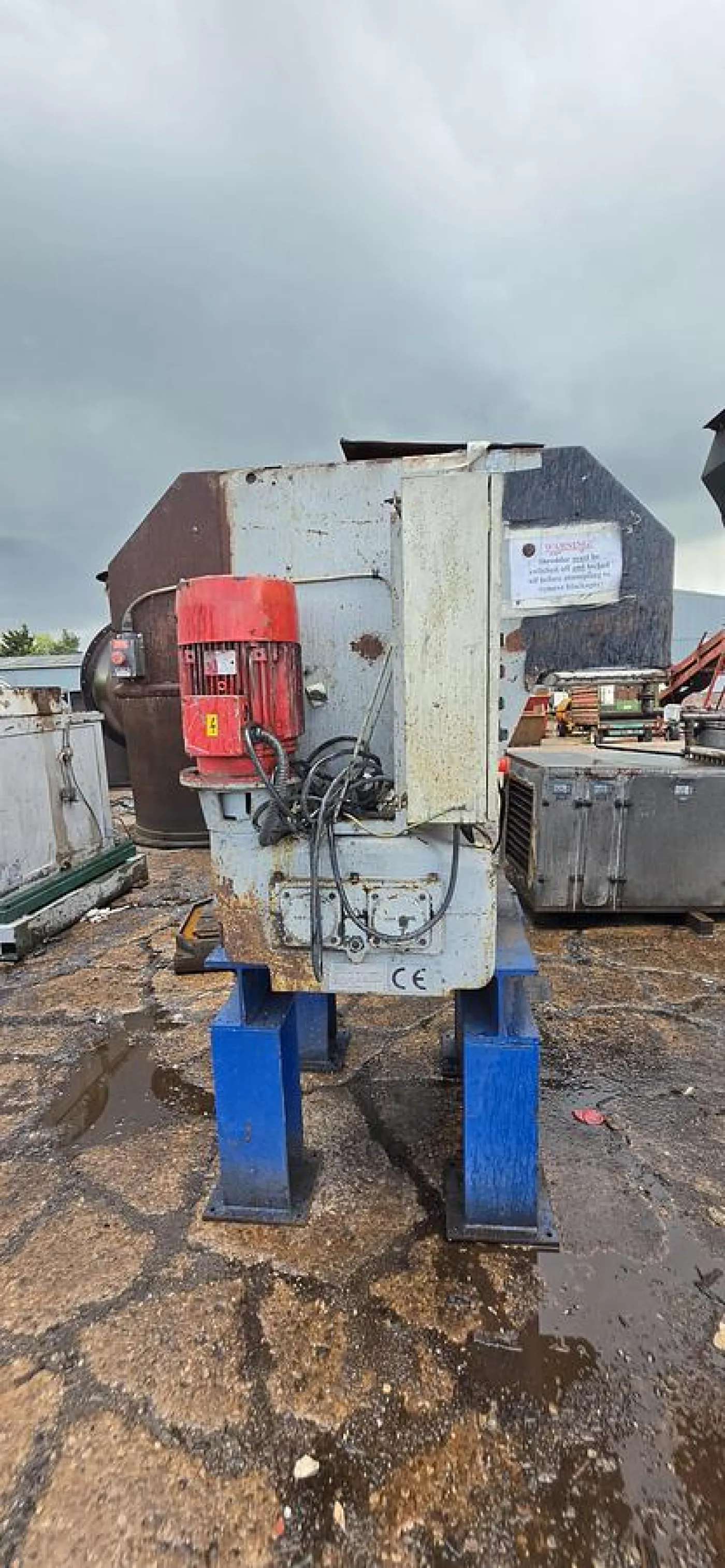 Satrind F 615 Robust Twin-Shaft Shredder - 5