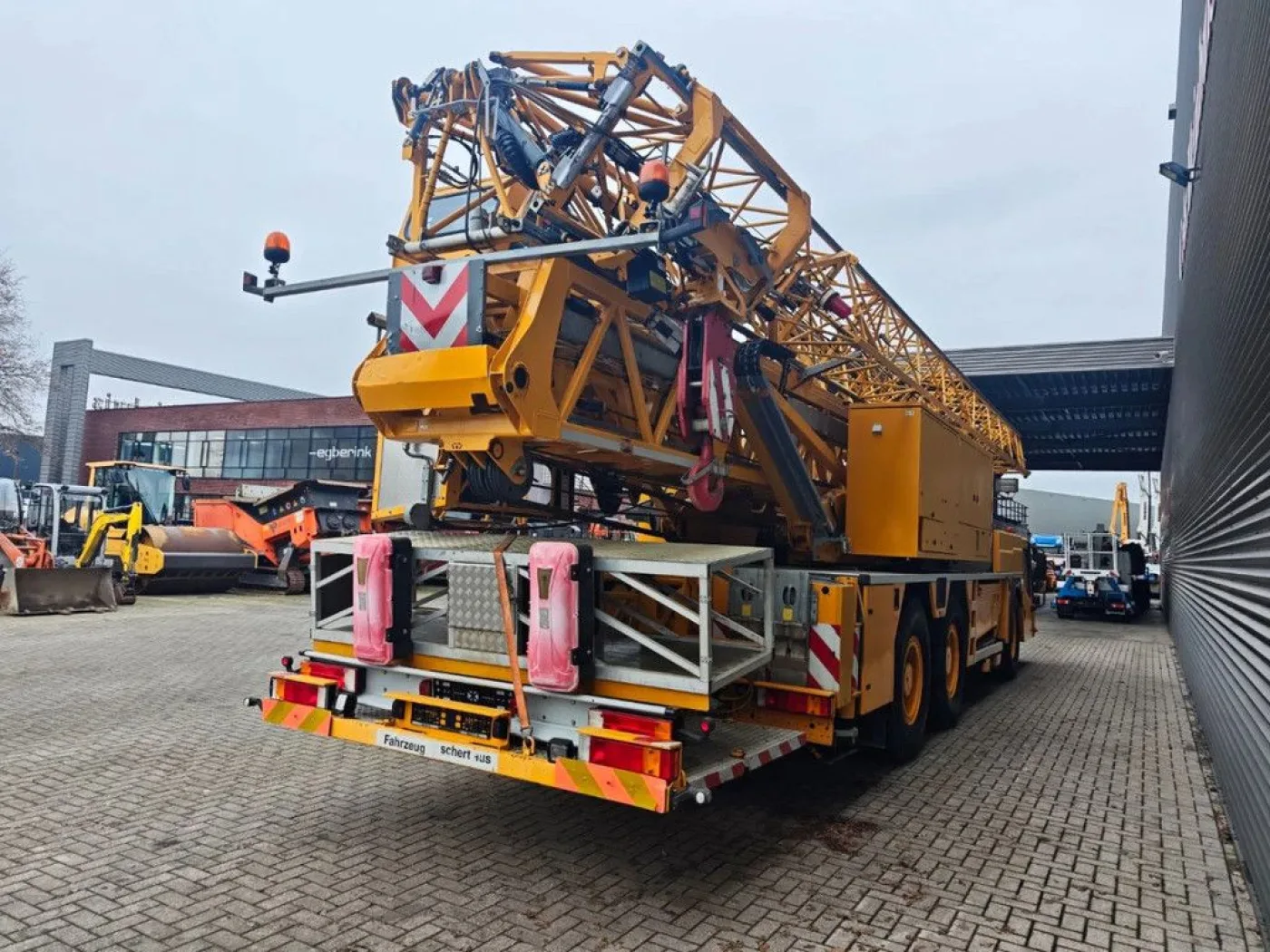 Liebherr MK63 6x6x6 - 5
